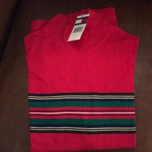 NWT Tommy Hilfger short sleeve top.